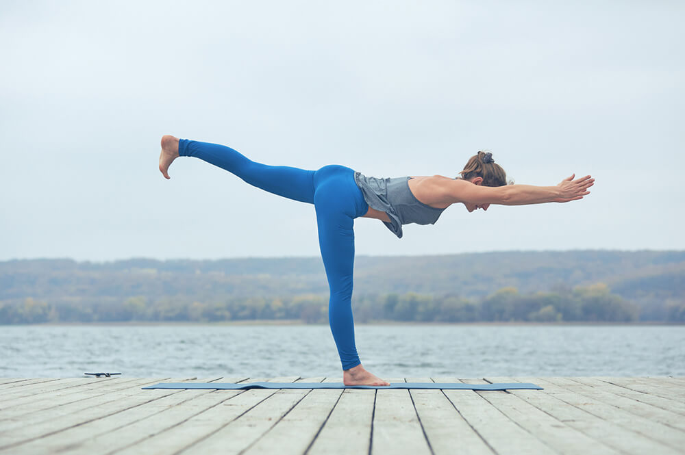 What are the benefits of Warrior 1 pose in Yoga? |